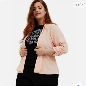 Torrid pink drape front crape blazer!